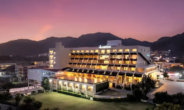 Via Lakhela Lakeview Resort